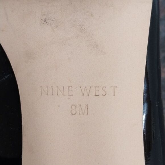 Nine West Black Patent Leather Heels...SIZE 8M - Picture 6 of 7